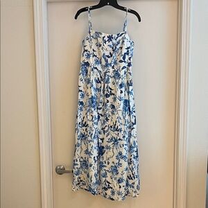 H&M Size Large Floral Blue and White Maxi Dress